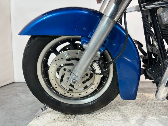 2006 Harley-Davidson Electra Glide, синий, 510000 рублей - вид 13