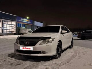 2013 Toyota Camry VII (XV50), белый, 1300000 рублей, вид 1