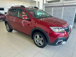 2020 Renault Sandero Stepway II Рестайлинг, красный, 1229900 рублей, вид 1
