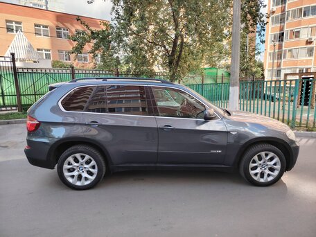 2012 BMW X5 35i II (E70) Рестайлинг, серый, 1843000 рублей, вид 4