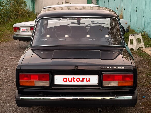 2010 Lada (ВАЗ) 2107, чёрный, 500000 рублей - вид 4