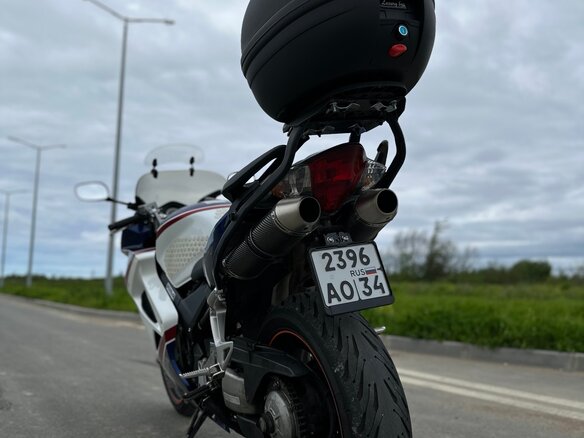 2007 Honda VFR 800, синий, 400000 рублей - вид 2