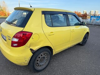 2011 Skoda Fabia II Рестайлинг, жёлтый, 295000 рублей, вид 5