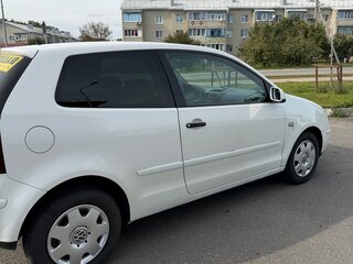 2002 Volkswagen Polo IV, белый, 185000 рублей, вид 3