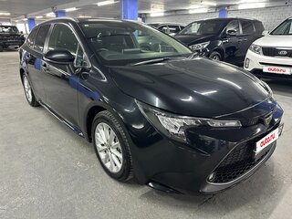 2021 Toyota Corolla XII (E210), чёрный, 1769000 рублей, вид 3