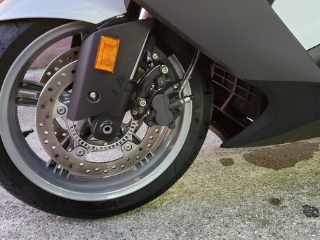 2016 BMW C 650 GT, белый, 899000 рублей, вид 3