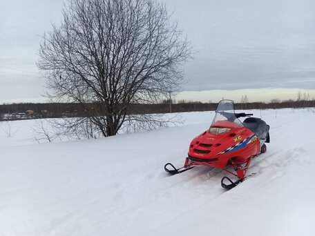 2004 Polaris 440 INDY, красный, 350000 рублей, вид 2