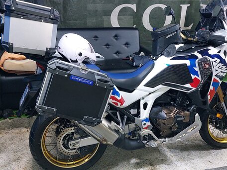 2024 Honda CRF 1100L Africa Twin, белый, 1680000 рублей, вид 2