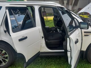 2012 Land Rover Freelander II Рестайлинг, белый, 2000000 рублей, вид 5