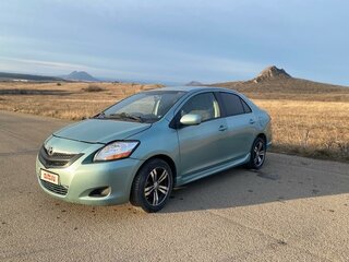 2006 Toyota Yaris II, зелёный, 700000 рублей, вид 1