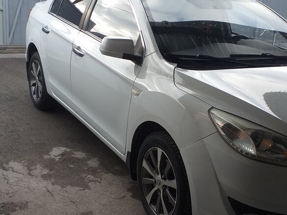 2014 Lifan Cebrium (720), белый, 715000 рублей - вид 2