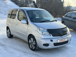 2002 Toyota FunCargo, серебристый, 498000 рублей, вид 2
