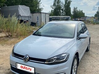 2018 Volkswagen Golf VII Рестайлинг, белый, 2000000 рублей, вид 3