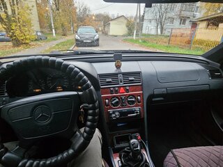 1998 Mercedes-Benz C-Класс 180 I (W202) Рестайлинг, синий, 470000 рублей, вид 5