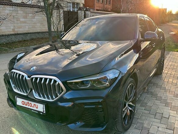 2022 BMW X6 30d III (G06), синий, 11950000 рублей - вид 1