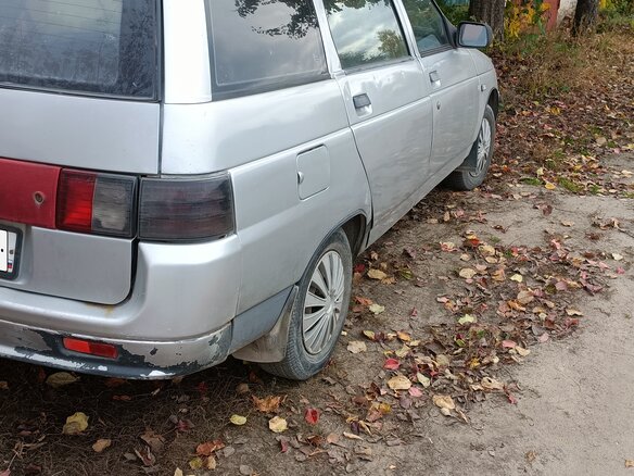 2002 Lada (ВАЗ) 2111, серебристый, 130000 рублей - вид 2