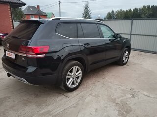 2019 Volkswagen Teramont I, чёрный, 3000000 рублей, вид 2