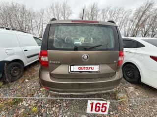 2014 Skoda Yeti I Рестайлинг, коричневый, 850000 рублей, вид 5