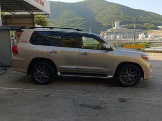 2015 Toyota Land Cruiser 200 Series Рестайлинг 1, золотистый, 6000000 рублей, вид 5