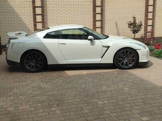 2013 Nissan GT-R I Рестайлинг 2, белый, 7800000 рублей, вид 1