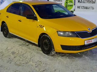 2016 Skoda Rapid I, жёлтый, 550000 рублей, вид 4