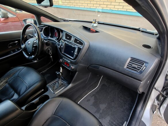 2012 Kia Ceed II, серебристый, 1015000 рублей - вид 9