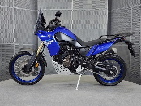 2023 Yamaha Tenere 700, синий, 1277000 рублей, вид 5