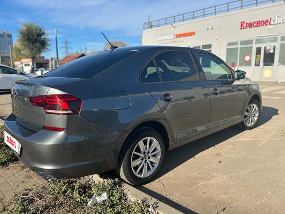 2020 Volkswagen Polo VI, серый, 1880000 рублей - вид 5