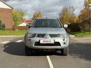 2011 Mitsubishi L200 IV, серебристый, 1499000 рублей, вид 3