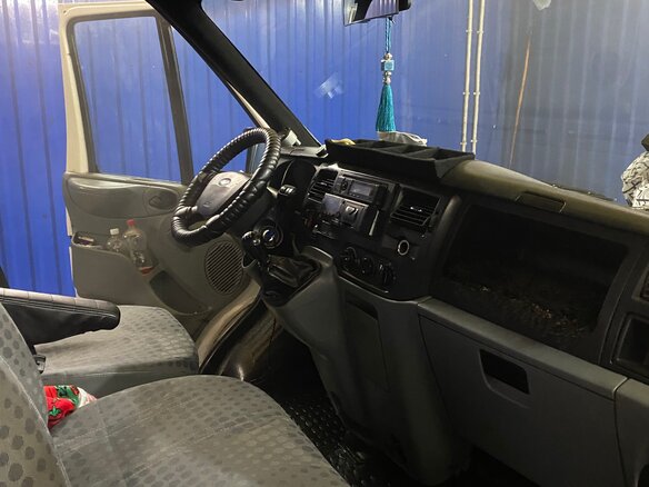 2011 Ford Transit, белый, 650000 рублей - вид 4