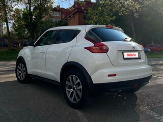 2011 Nissan Juke I, белый, 1099000 рублей, вид 4