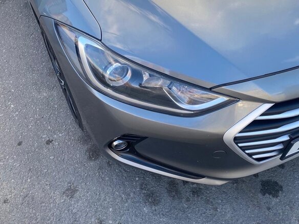 2017 Hyundai Elantra VI (AD), серый, 1250000 рублей - вид 4