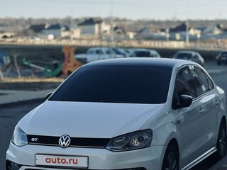2018 Volkswagen Polo V Рестайлинг, белый, 1450000 рублей, вид 2