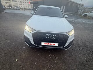 2020 Audi Q7 45 TDI II (4M) Рестайлинг, белый, 6700000 рублей, вид 3