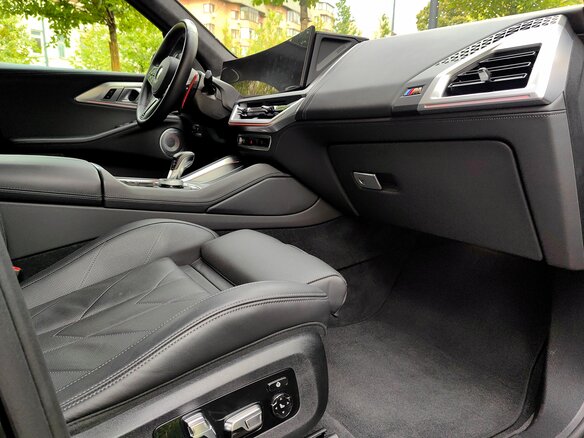 2023 BMW XM, чёрный, 15200000 рублей - вид 6