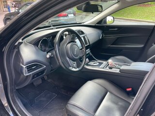 2018 Jaguar XE I, чёрный, 1540000 рублей, вид 5