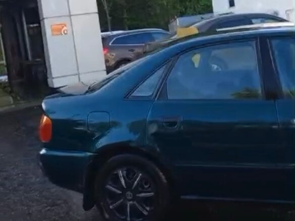 1996 Audi A4 I (B5), зелёный, 195000 рублей - вид 5