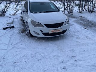 2012 Opel Astra J, белый, 680000 рублей, вид 3