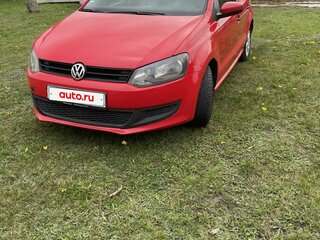 2009 Volkswagen Polo IV Рестайлинг, красный, 495000 рублей, вид 1