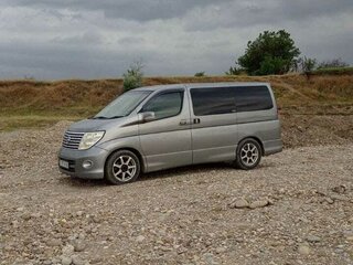 2005 Nissan Elgrand II (E51), серый, 1200000 рублей, вид 4