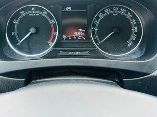 2018 Skoda Rapid I Рестайлинг, белый, 1100000 рублей, вид 5
