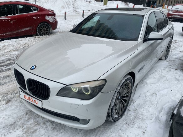2009 BMW 7 серии 740i V (F01/F02/F04), белый, 1850000 рублей - вид 15