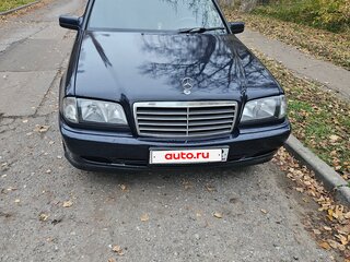 1998 Mercedes-Benz C-Класс 180 I (W202) Рестайлинг, синий, 470000 рублей, вид 1