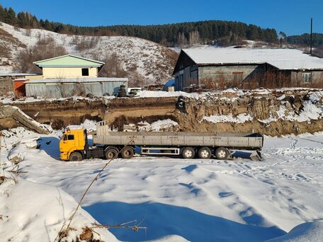 2011 КамАЗ 65116, оранжевый, 2800000 рублей, вид 3