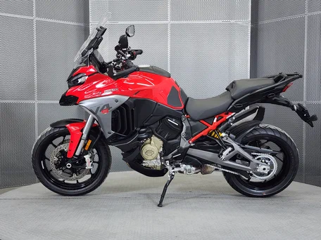2025 Ducati Multistrada V4, красный, 2799000 рублей, вид 5