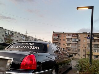 2003 Lincoln Town Car III Рестайлинг, чёрный, 900000 рублей, вид 5