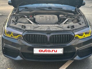 2019 BMW 5 серии 530d xDrive VII (G30/G31/G38), чёрный, 3399999 рублей, вид 4