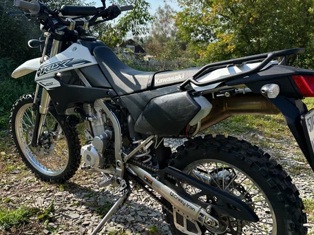 2018 Kawasaki KLX 250, чёрный, 435000 рублей, вид 4