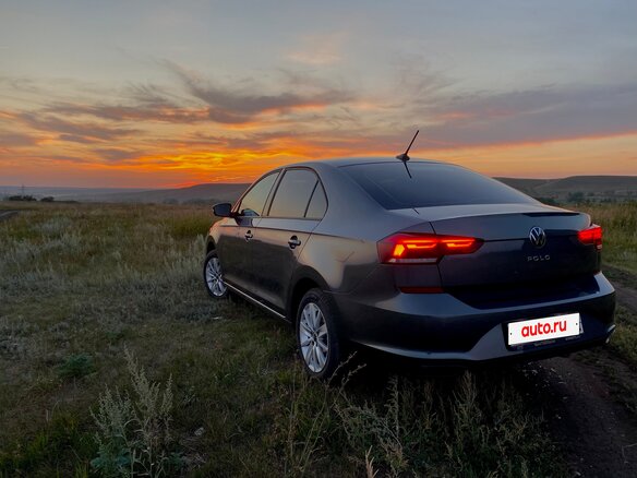 2020 Volkswagen Polo VI, серый, 1880000 рублей - вид 7