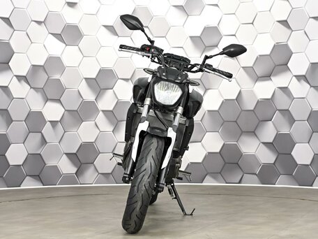 2014 Yamaha MT-07 (FZ-07), белый, 725000 рублей, вид 5
